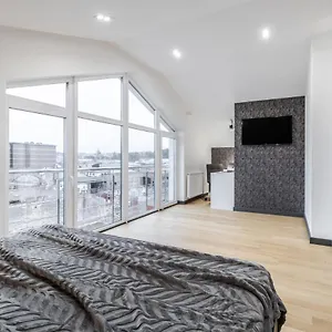 https://inlvivapartment-on-hazova-str-lviv.hotelslviv.net